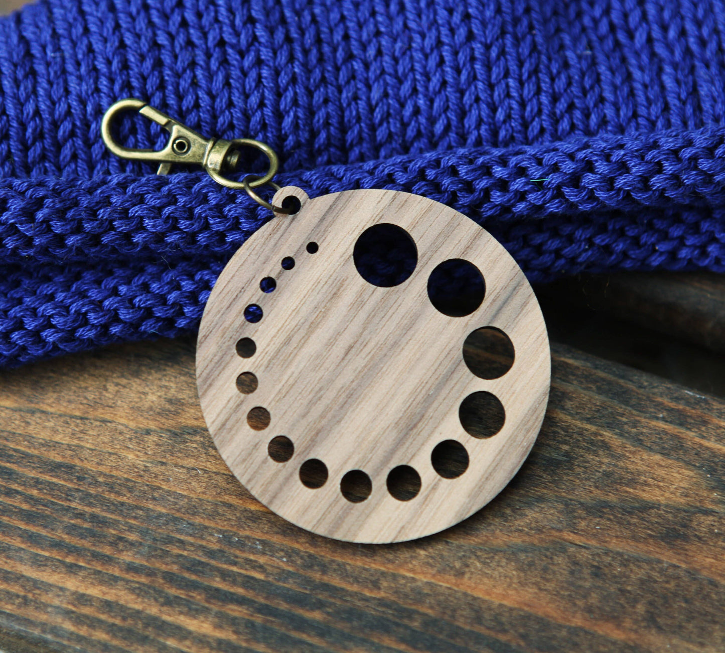 Walnut Whale Tail Knitting Gauge with Bronze Clasp