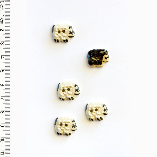L140 Sheep Buttons