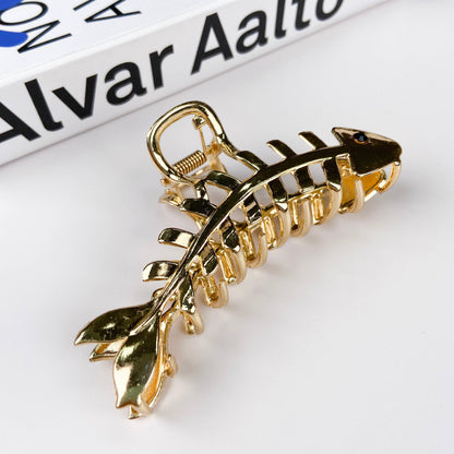 Stylish Metal Fishbone Shaped Minimalistic Grip Clip  3.9"