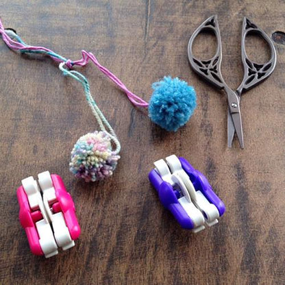 Pom Pom Maker